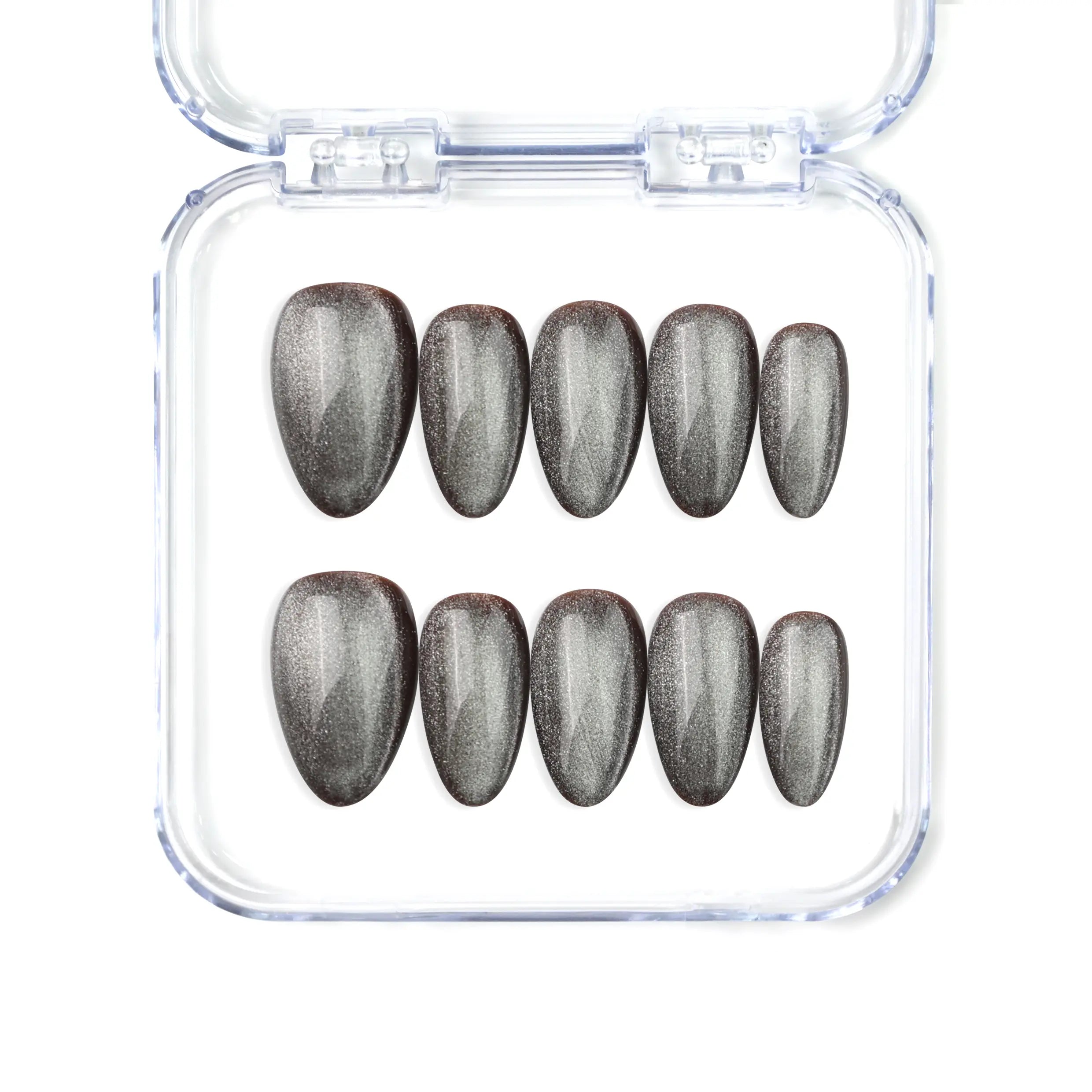 Short almond silver press on nails with cat eye shimmer, handmade by Naillover in Singapore.