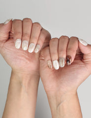 Naillover Marble Blossom Singapore press on nails styled with elegant marble details and subtle gold shimmer.