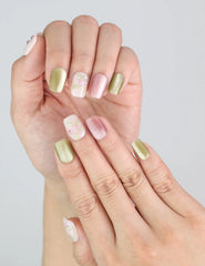 Close-up of Naillover handmade press on nails from the Spring Buds set—floral charm with a soft coquette aesthetic.