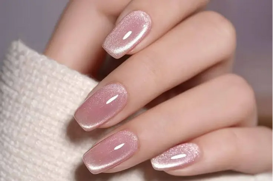 Promotional image for Naillover blog post about why clients love the Naillover Salon experience, known for its quality press-on nails and professional service.
