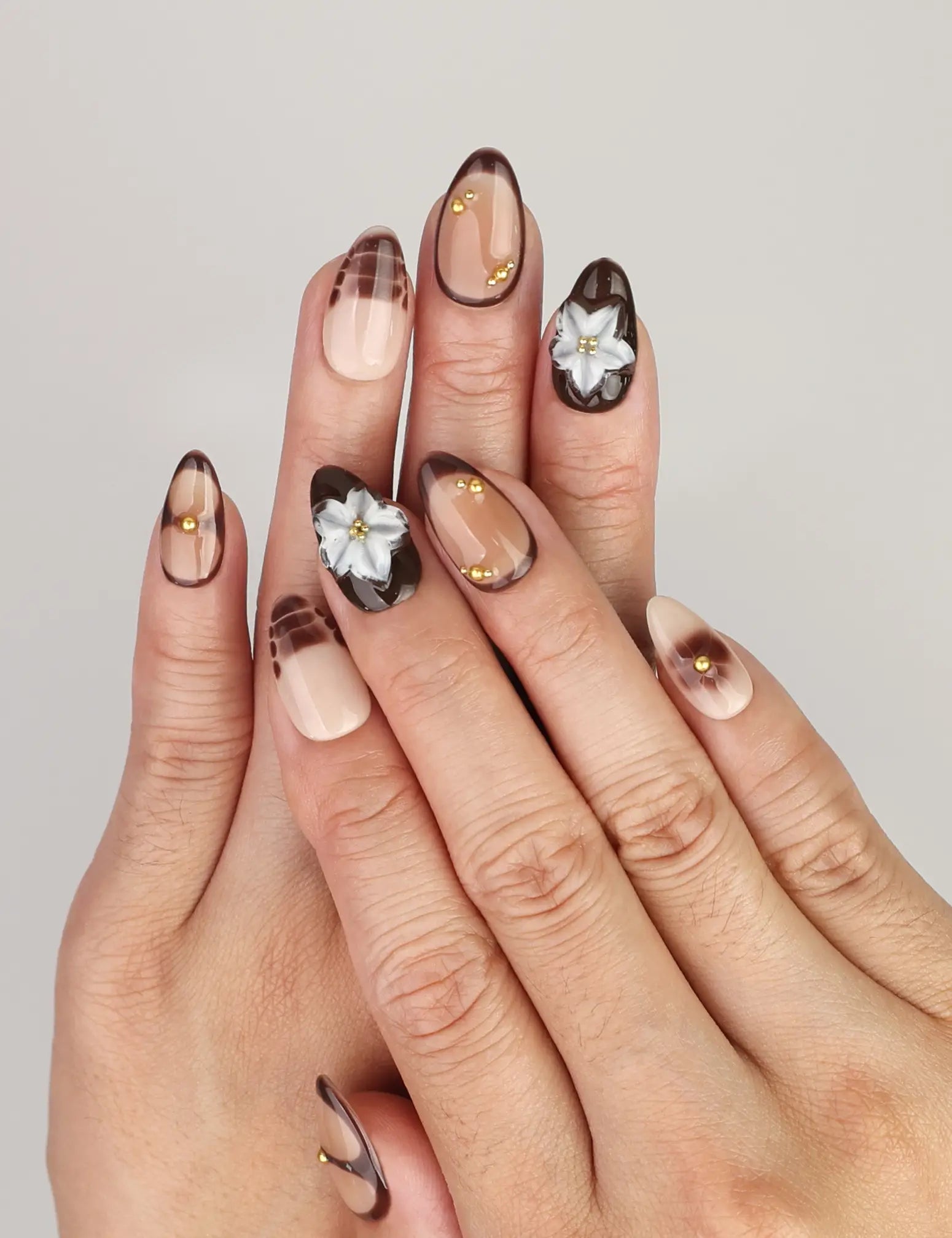 Brown Black Retro Floral Rivet