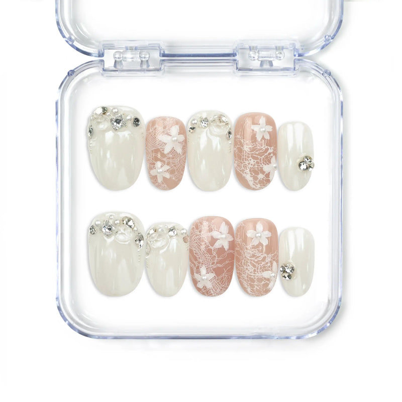 Lace Diamond Blossom