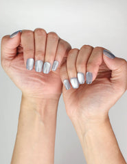 Naillover Singapore press on nails in Blue Luster cat eye style, trendy handmade manicure look