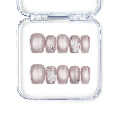 Naillover handmade Singapore short pink press on nails in square shape featuring white flower nails art, gold beads, and pearls